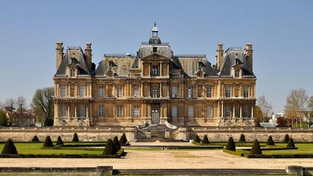 CHÂTEAU DE MAISONS A MAISONS LAFFITTE - CONFORTATION DES RESEAUX